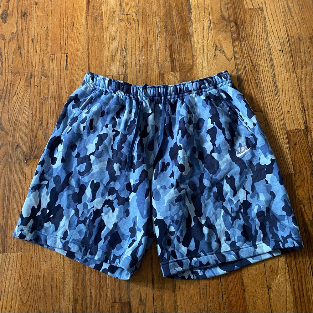 Nike Mens shorts